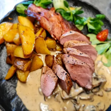 Helios بيت ضيافة